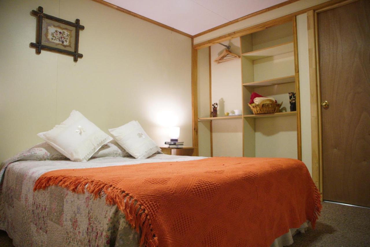 Big Bang Patagonia - Traveler Assistance Bed & Breakfast Puerto Natales Exterior photo